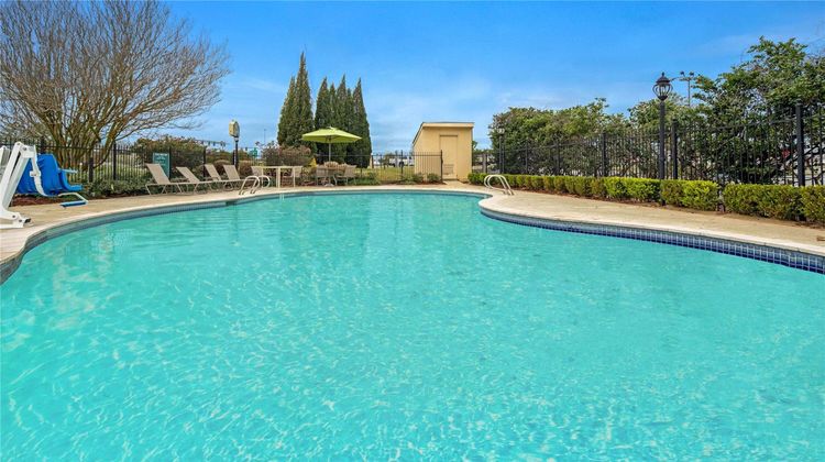 La Quinta Inn/Suites Baton Rouge Siegen Pool