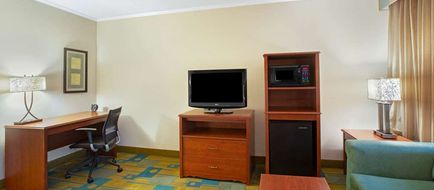 La Quinta Inn Auburn Worcester Room