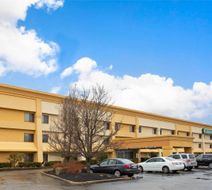 La Quinta Inn Auburn Worcester Exterior