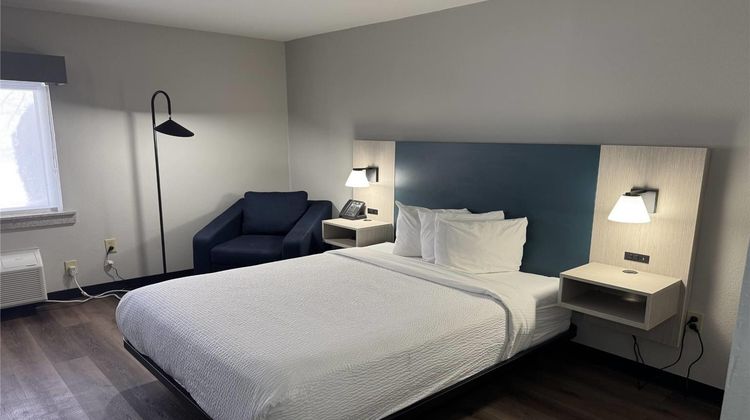 La Quinta Inn Auburn Worcester Room