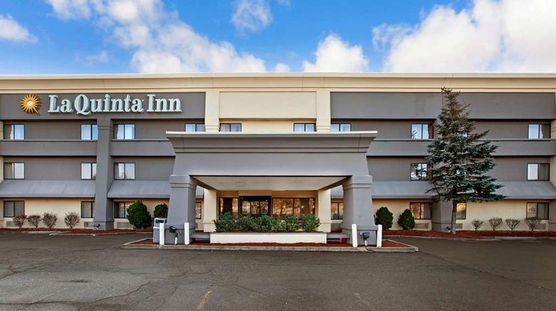 <b>La Quinta Inn Detroit Canton Exterior</b>. Images powered by <a href="https://iceportal.shijigroup.com/" title="IcePortal" target="_blank">IcePortal</a>.
