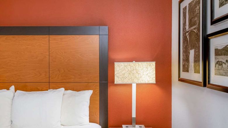 <b>Baymont by Wyndham Meridian Room</b>. Images powered by <a href="https://iceportal.shijigroup.com/" title="IcePortal" target="_blank">IcePortal</a>.