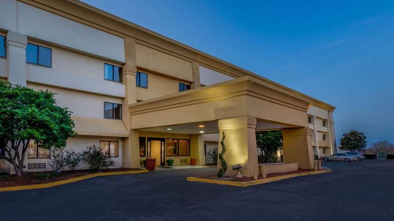 <b>Baymont by Wyndham Meridian Exterior</b>. Images powered by <a href="https://iceportal.shijigroup.com/" title="IcePortal" target="_blank">IcePortal</a>.