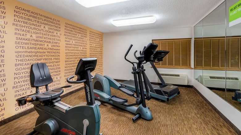 <b>Baymont by Wyndham Meridian Health</b>. Images powered by <a href="https://iceportal.shijigroup.com/" title="IcePortal" target="_blank">IcePortal</a>.