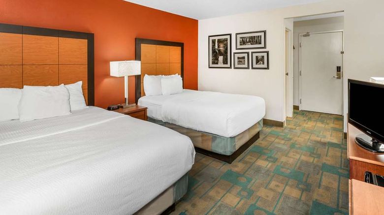<b>Baymont by Wyndham Meridian Room</b>. Images powered by <a href="https://iceportal.shijigroup.com/" title="IcePortal" target="_blank">IcePortal</a>.
