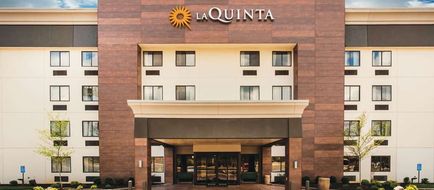 La Quinta Inn & Suites Cincinnati NE Exterior