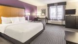 La Quinta Inn Cleveland Airport North Suite