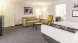 La Quinta Inn Cleveland Airport North Suite