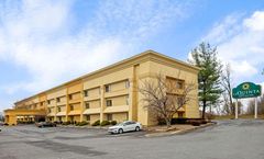 La Quinta Inn Harrisburg Airport Hershey