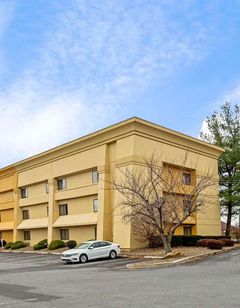 La Quinta Inn Harrisburg Airport Hershey