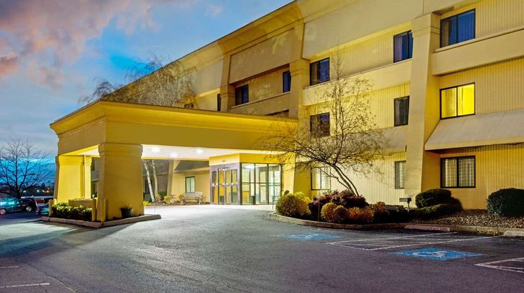 La Quinta Inn Harrisburg Airport Hershey Exterior