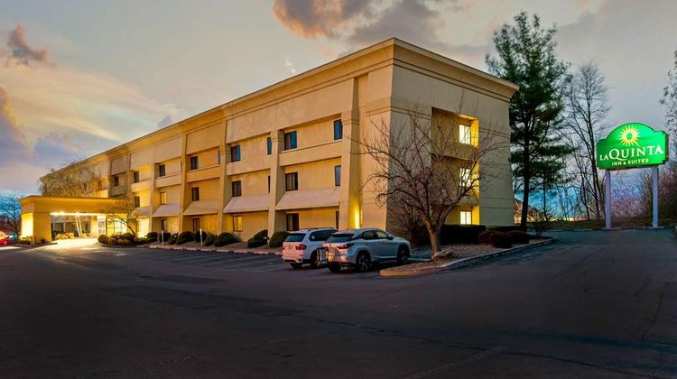 La Quinta Inn Harrisburg Airport Hershey Exterior