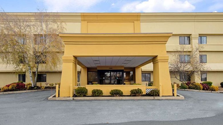 <b>La Quinta Inn Harrisburg Airport Hershey Exterior</b>. Images powered by <a href="https://iceportal.shijigroup.com/" title="IcePortal" target="_blank">IcePortal</a>.