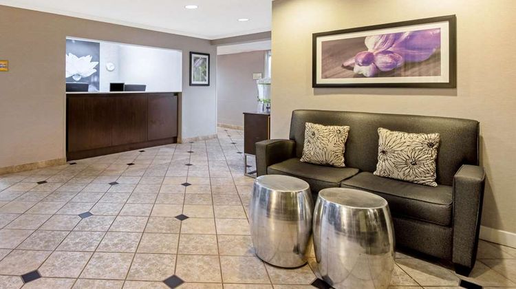 La Quinta Inn Harrisburg Airport Hershey Lobby