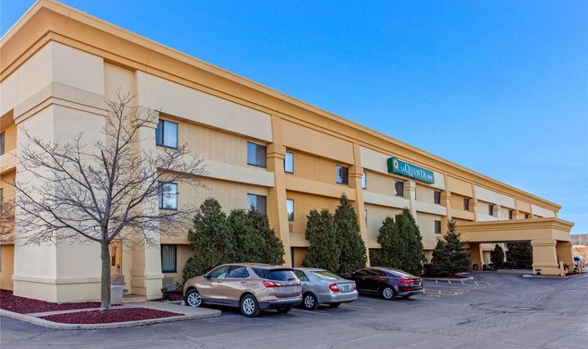 La Quinta Inn Milwaukee Arpt/Oak Creek Exterior