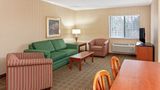 <b>La Quinta Inn & Suites Stevens Point Suite</b>. Images powered by <a href="https://iceportal.shijigroup.com/" title="IcePortal" target="_blank">IcePortal</a>.