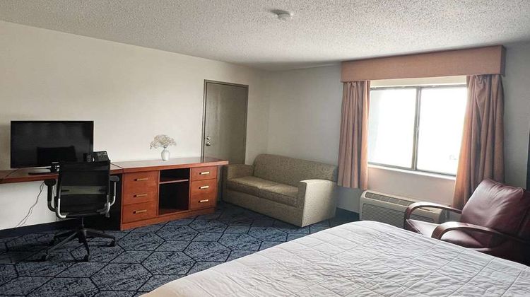 Baymont by Wyndham Columbia Room