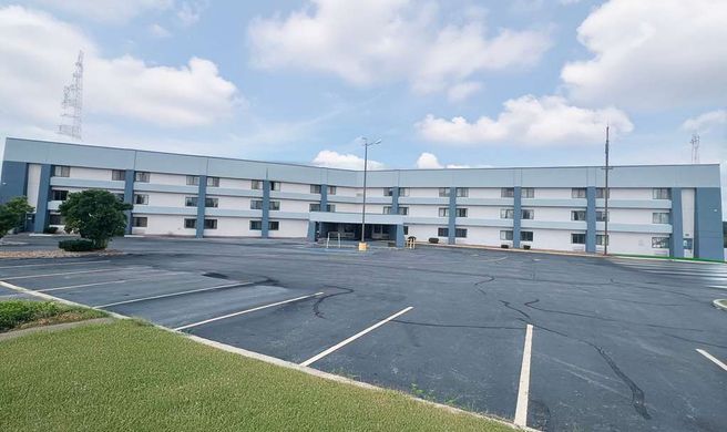 Baymont by Wyndham Columbia Exterior