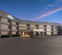 Baymont by Wyndham Columbia Exterior