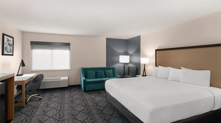 Baymont by Wyndham Columbia Room