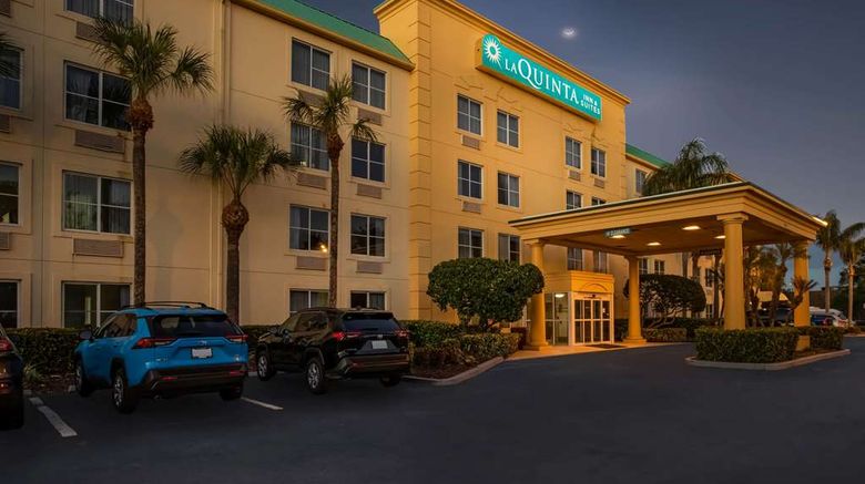 <b>La Quinta Inn Melbourne Exterior</b>. Images powered by <a href="https://iceportal.shijigroup.com/" title="IcePortal" target="_blank">IcePortal</a>.