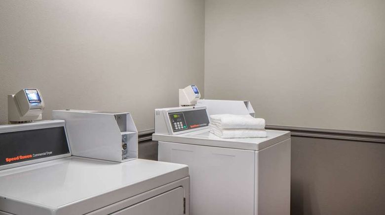 <b>La Quinta Inn Naples Other</b>. Images powered by <a href="https://iceportal.shijigroup.com/" title="IcePortal" target="_blank">IcePortal</a>.