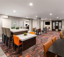La Quinta Inn & Suites Austin Round Rock Lobby