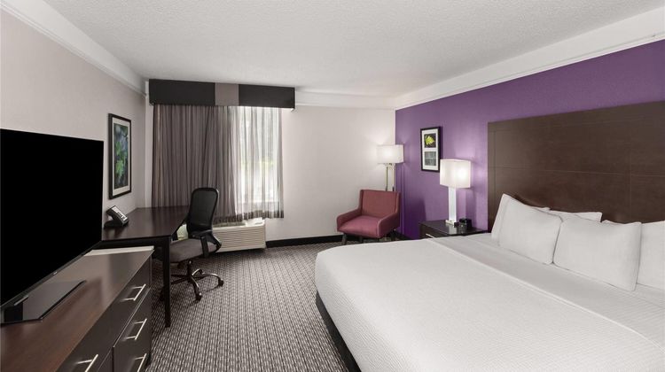 La Quinta Inn & Suites Austin Round Rock Room