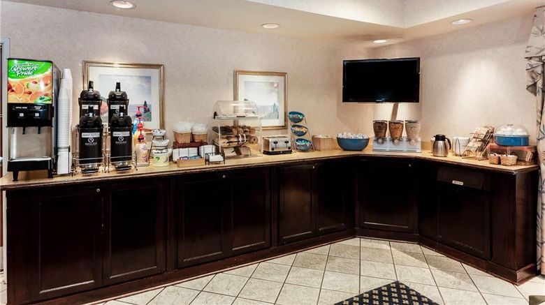 <b>La Quinta Inn & Suites SW New Berlin Other</b>. Images powered by <a href="https://iceportal.shijigroup.com/" title="IcePortal" target="_blank">IcePortal</a>.