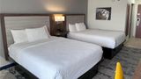 La Quinta Inn & Suites SW New Berlin Room