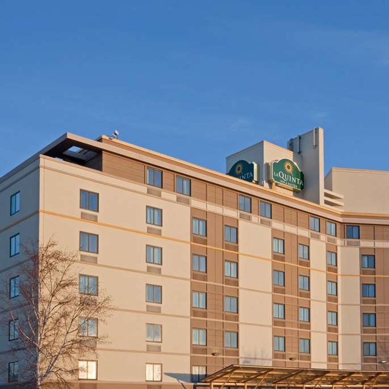 La Quinta Inn & Suites Somerville