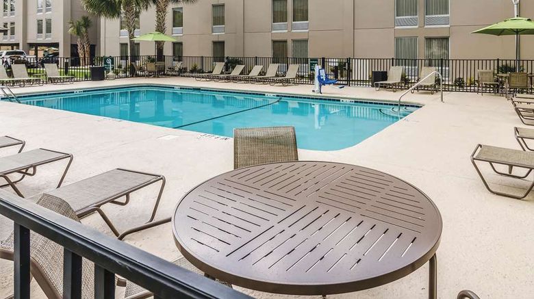 <b>La Quinta Inn & Suites at 48th Ave Pool</b>. Images powered by <a href="https://iceportal.shijigroup.com/" title="IcePortal" target="_blank">IcePortal</a>.