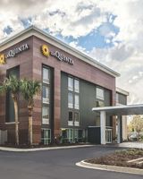 La Quinta Inn & Suites at 48th Ave