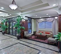 La Quinta Inn & Suites Downtown Lobby
