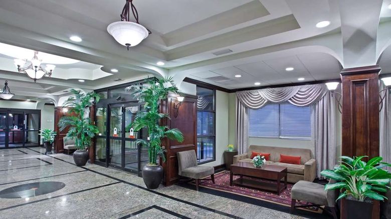 <b>La Quinta Inn & Suites Downtown Lobby</b>. Images powered by <a href="https://iceportal.shijigroup.com/" title="IcePortal" target="_blank">IcePortal</a>.
