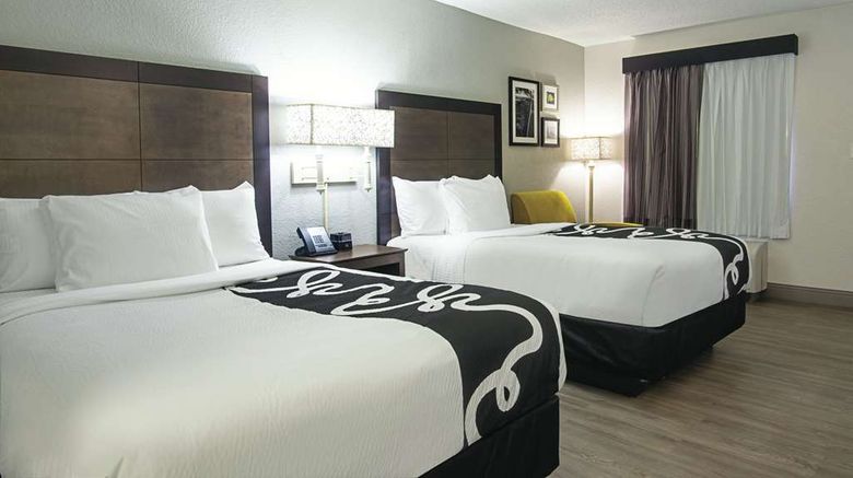 <b>La Quinta Inn West Palm Beach Room</b>. Images powered by <a href="https://iceportal.shijigroup.com/" title="IcePortal" target="_blank">IcePortal</a>.