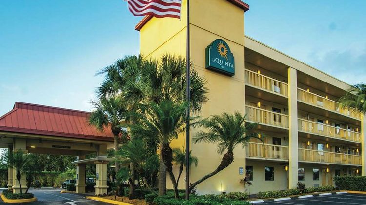 La Quinta Inn West Palm Beach Exterior