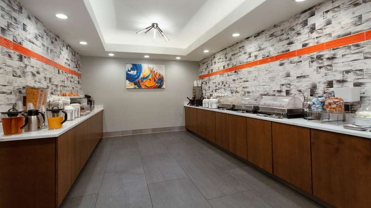 La Quinta Inn & Suites Fort Myers Restaurant