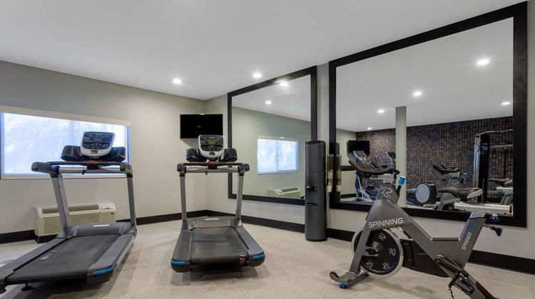 La Quinta Inn & Suites Fort Myers Health
