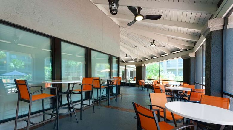 <b>La Quinta Inn & Suites Fort Myers Restaurant</b>. Images powered by <a href="https://iceportal.shijigroup.com/" title="IcePortal" target="_blank">IcePortal</a>.