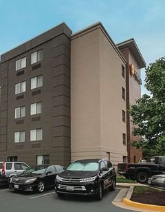La Quinta Inn & Suites Baltimore Airport