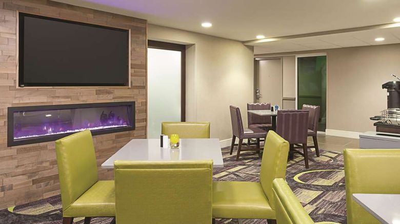 <b>La Quinta Inn & Suites Baltimore Airport Other</b>. Images powered by <a href="https://iceportal.shijigroup.com/" title="IcePortal" target="_blank">IcePortal</a>.