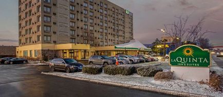 La Quinta Inn & Suites New Haven Exterior