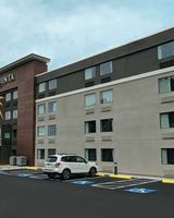 La Quinta Inn & Suites Portland