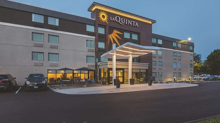 La Quinta Inn & Suites Portland Exterior