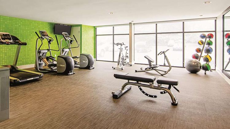La Quinta Inn & Suites Portland Health