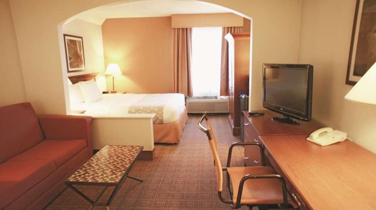 La Quinta Inn & Suites Stamford Room