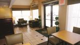 La Quinta Inn & Suites Providence Arpt Lobby