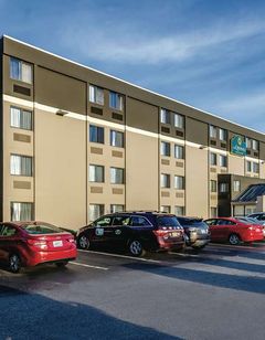 La Quinta Inn & Suites Providence Arpt