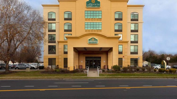 La Quinta Inn & Suites Garden City Exterior